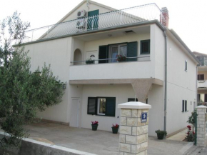  Apartments with a parking space Brodarica, Sibenik - 11262  Бродарица